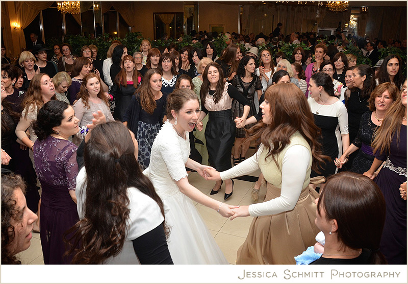 jewish-wedding-dance Greentree Country Club, NY