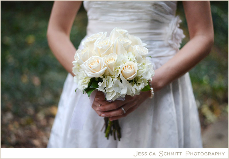 white-wedding-bouqet-green-leaves white bouquet Annapolis Wedding