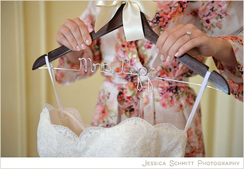 wedding-kimono-robe-bride bride wedding special hanger