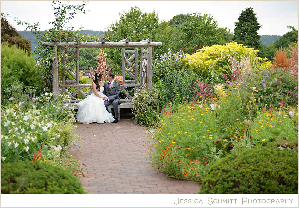 ny-wave-hill-wedding Wave Hill Wedding