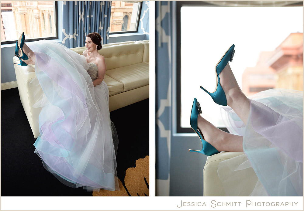 bride-manolo-blahniks-shoe-love Manolo Blahnik wedding shoes blue