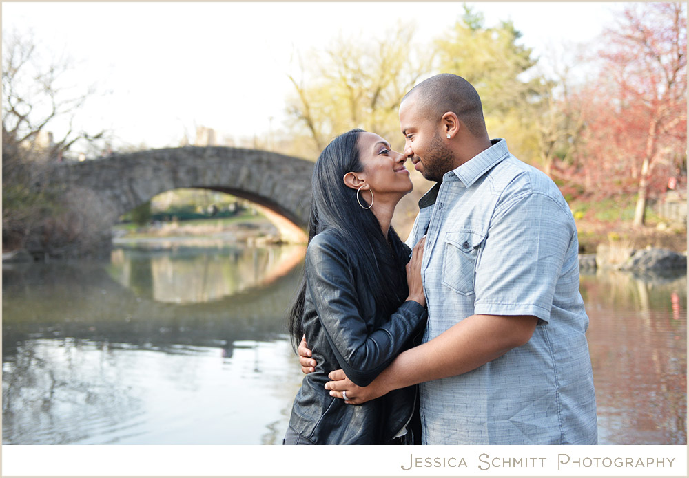 gapstow-bridge-engagement-photography Central Park Engagement NYC photography