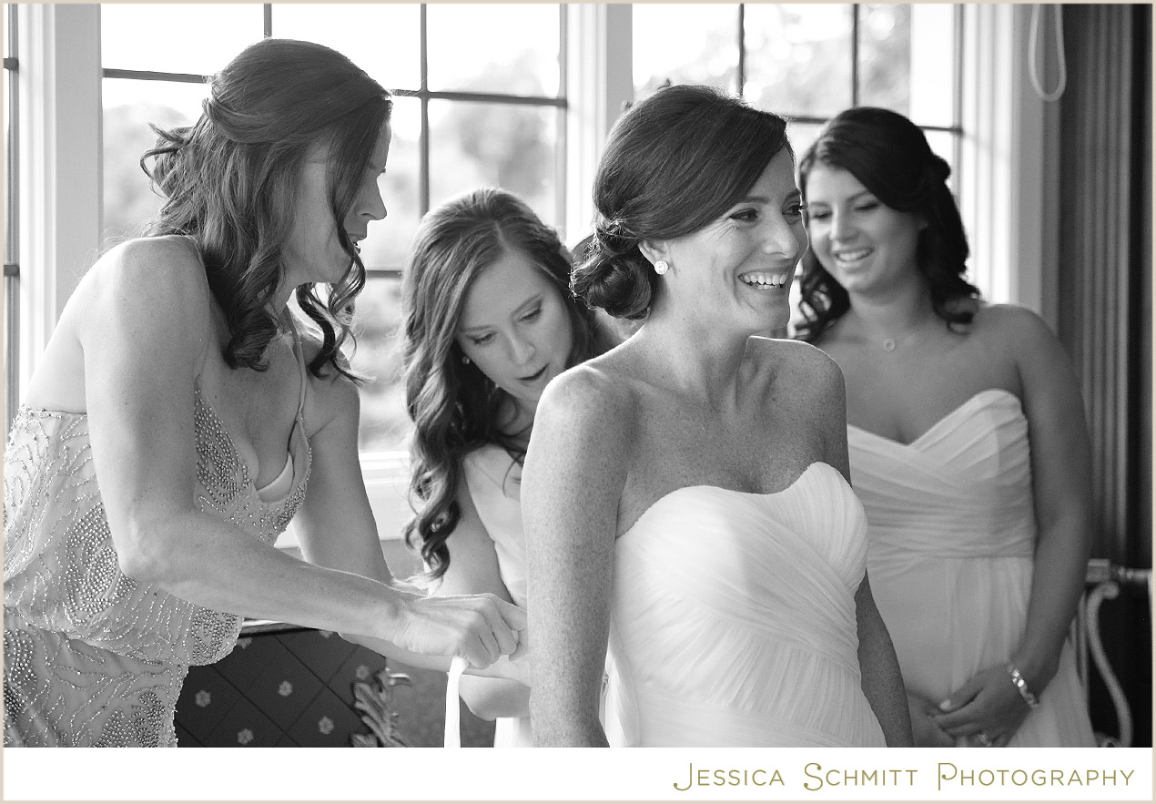 wedding photography getting ready