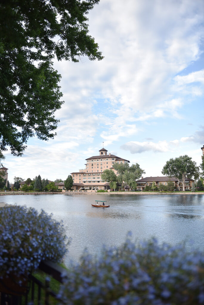 beautiful view of the lake at the broadmoor resort in colorado