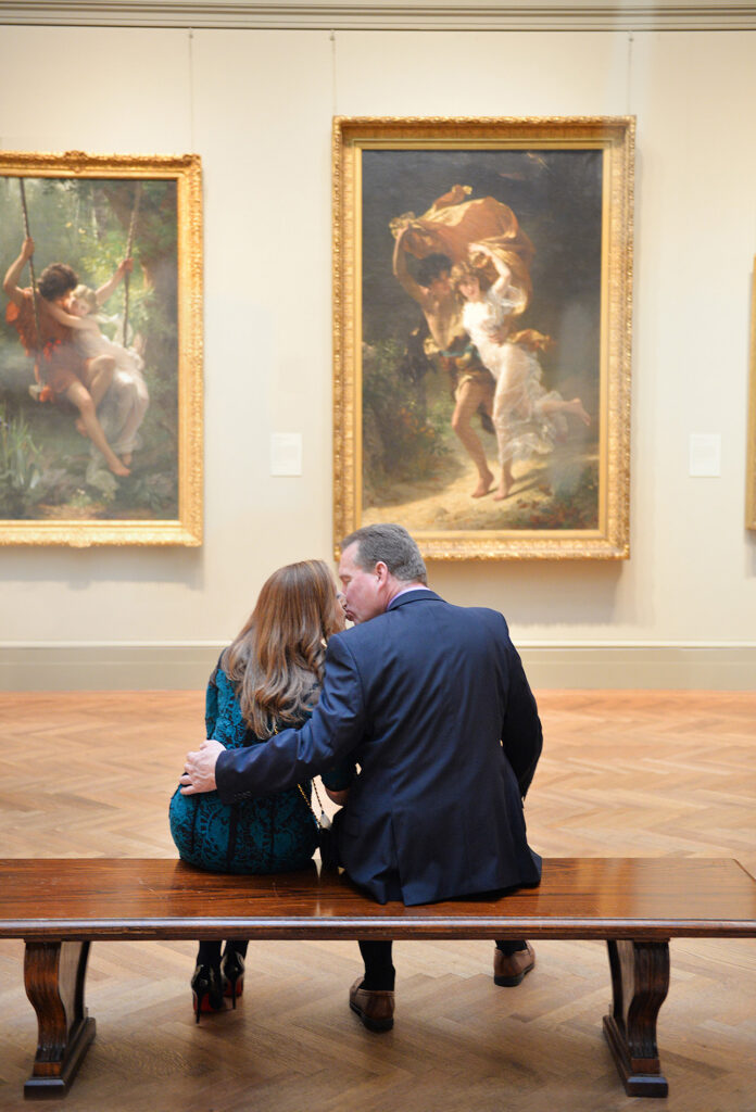 art museum engagement photography in a romantic gallery