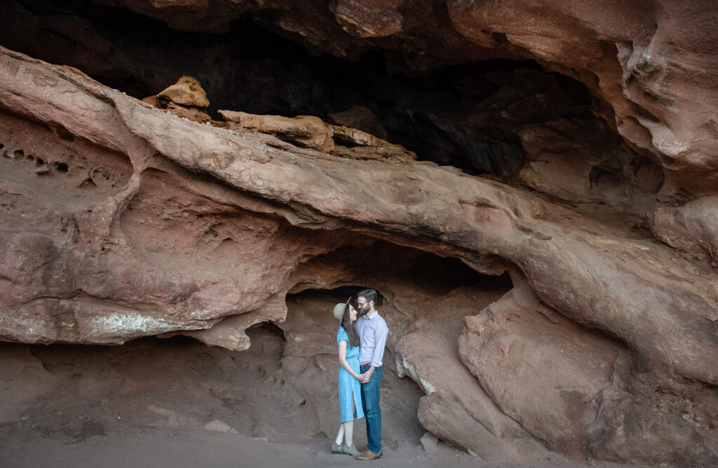 red rocks engagement photography